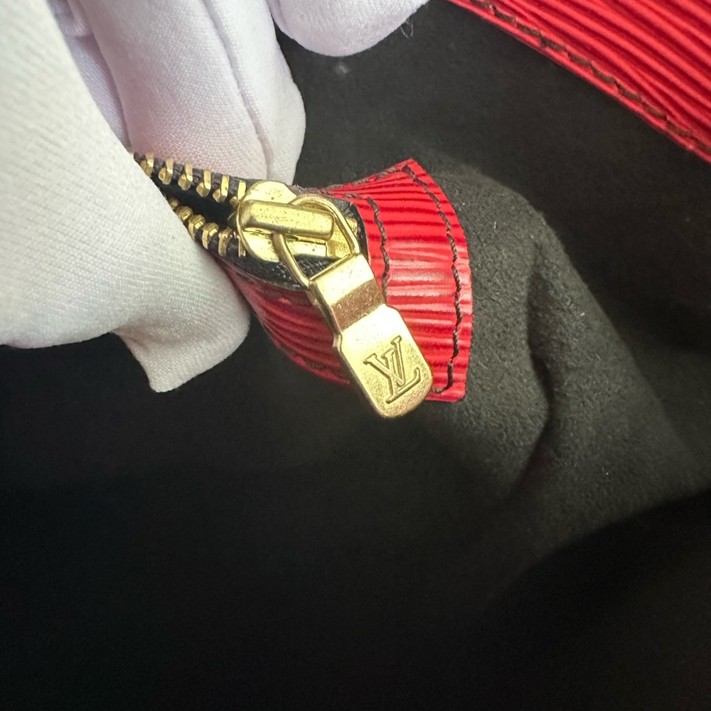 Stunning beautiful bag - Picture 13 of 16